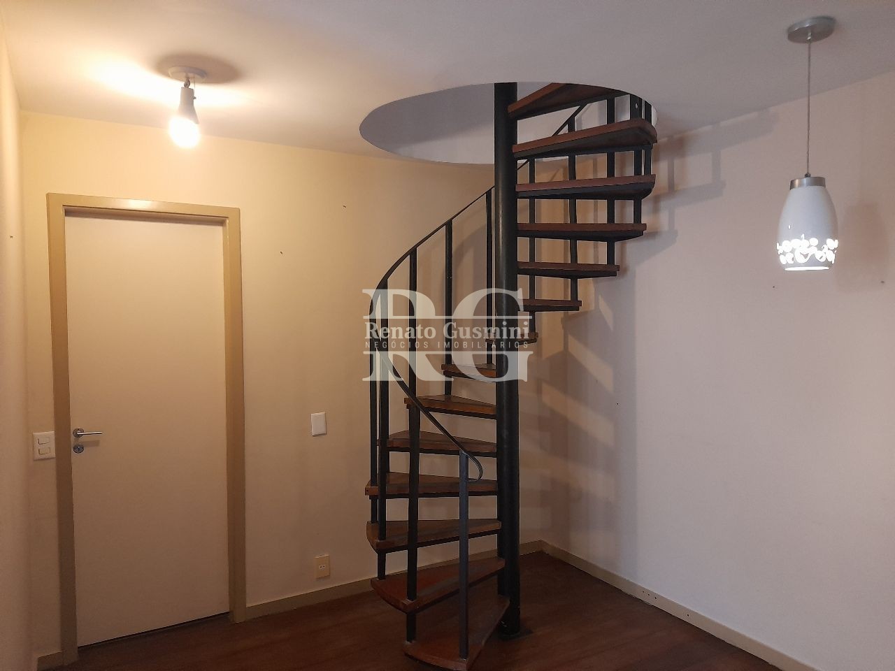 Cobertura, 3 quartos, 215 m² - Foto 9