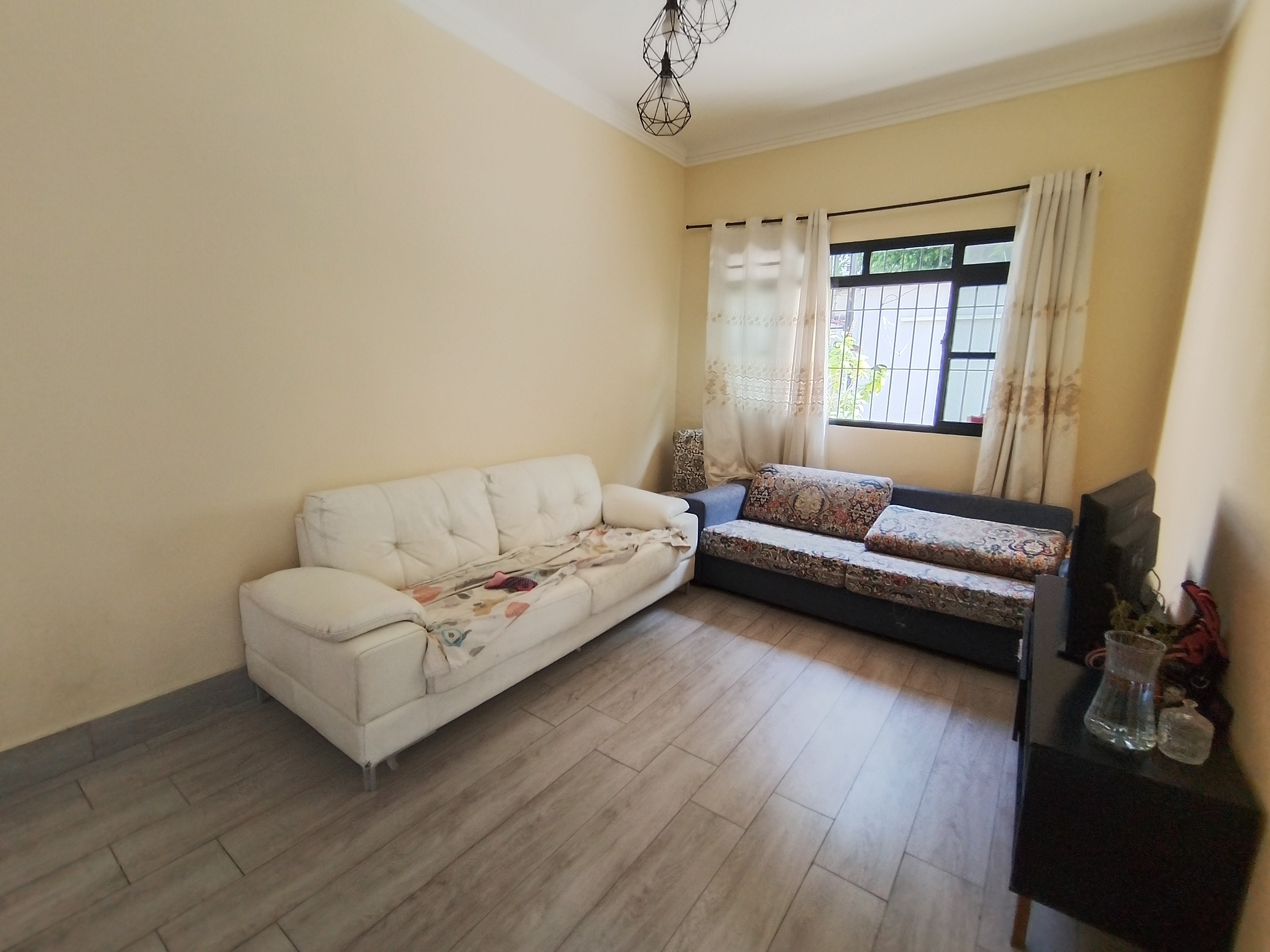 Casa, 2 quartos, 95 m² - Foto 1