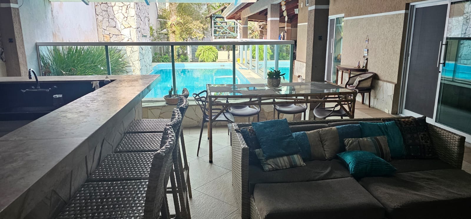 Casa, 3 quartos, 230 m² - Foto 2