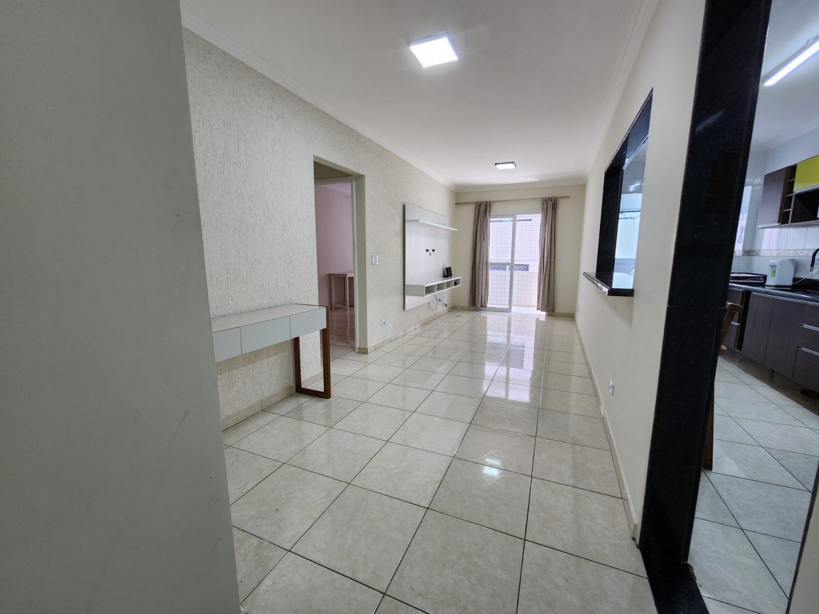 Apartamento, 2 quartos, 77 m² - Foto 2