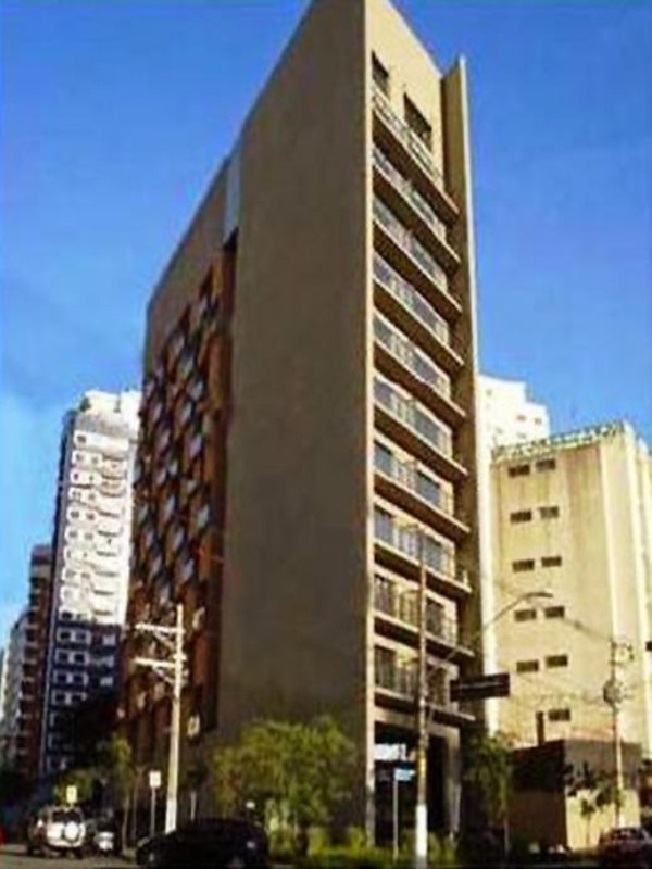 SALA COMERCIAL À VENDA COM 41 METROS, COPA E 1 VAGA - MOEMA - SÃO PAULO/SP