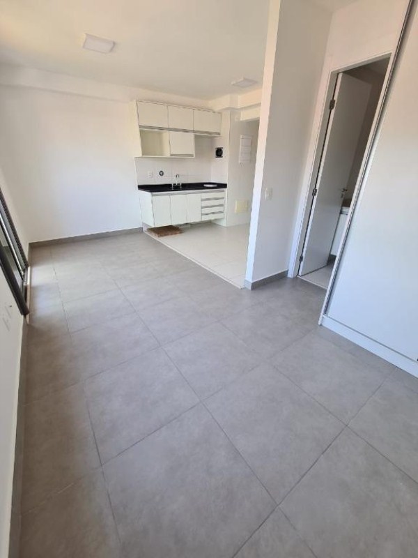 O Studio possui 35 metros quadrados com terraço e 1 vaga de garagem.I