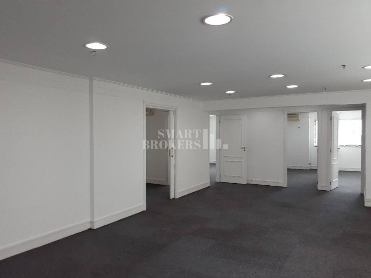 Sala comercial com à venda, 121 metros e 4 vagas - Jardim Paulista - São Paulo/SP