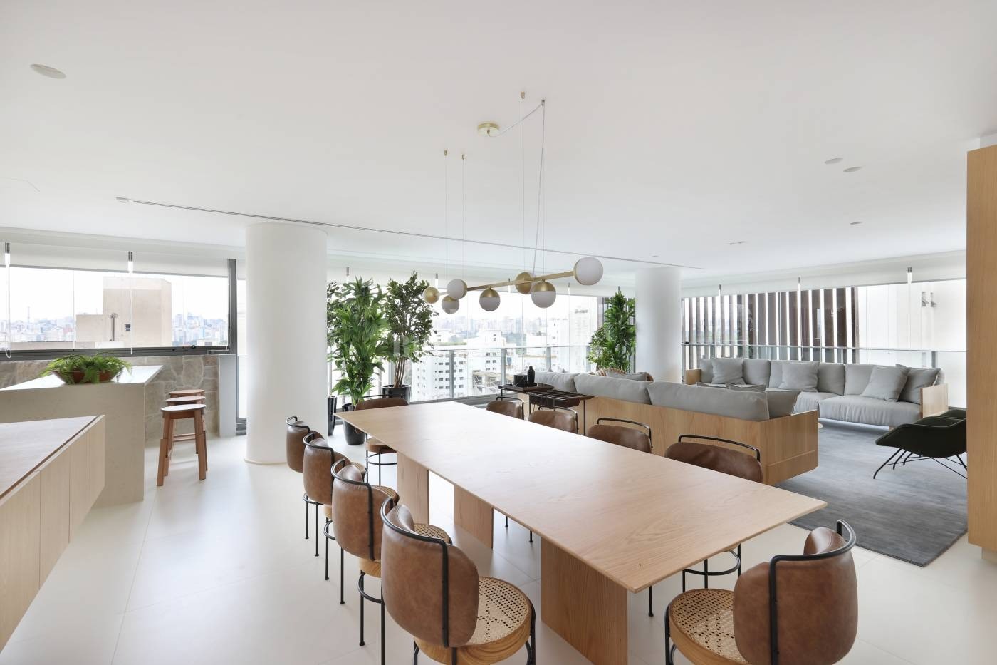 Apartamento com 4 suítes (1 suíte master) à venda, 247 metros e 4 vagas - Vila Nova Conceição - São Paulo/SP