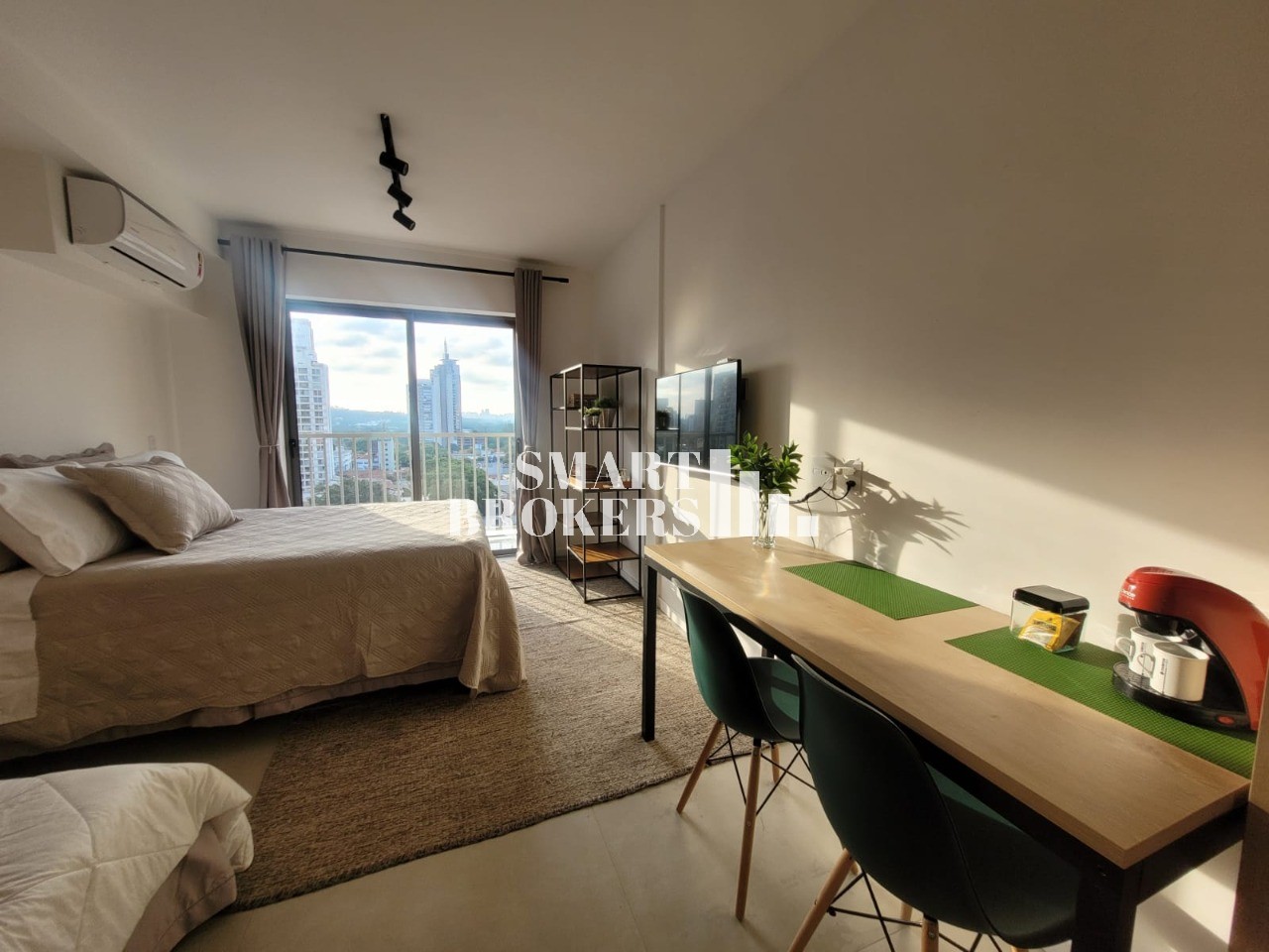 Studio mobiliado para locação, 27 metros quadrados, Pinheiros, São Paulo, SP