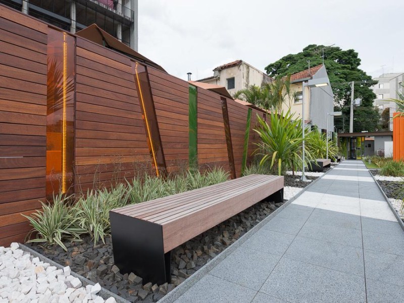 O Studio possui 35 metros quadrados com terraço e 1 vaga de garagem.I