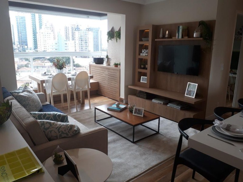Apartamento inteiro decorado, com 63 metros, 2 dormitórios, sendo 1 suíte, 1 vaga