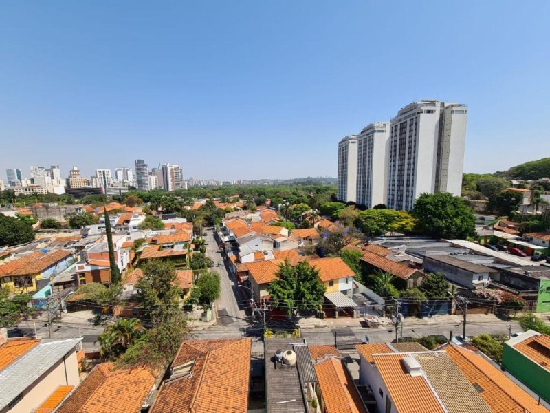 O Studio possui 35 metros quadrados com terraço e 1 vaga de garagem.I