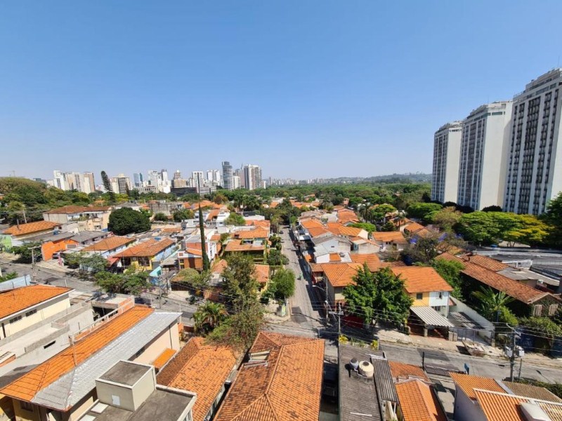 O Studio possui 35 metros quadrados com terraço e 1 vaga de garagem.I