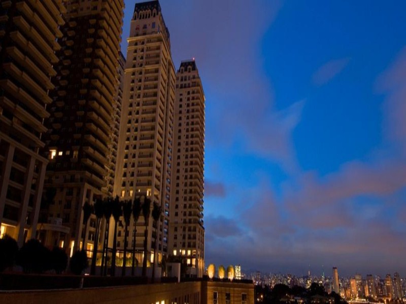 APARTAMENTO ALTÍSSIMO PADRÃO À VENDA COM 5 SUÍTES, 753 METROS E 5 VAGAS - CIDADE JARDIM - SÃO PAULO/SP
