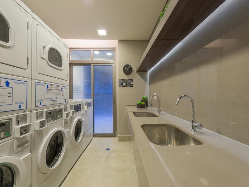 O Studio possui 35 metros quadrados com terraço e 1 vaga de garagem.I