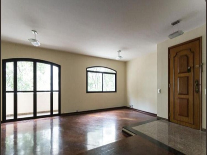 APARTAMENTO COM 4 DORMITÓRIOS (3 SUÍTES) À VENDA, 185 METROS E 2 VAGAS - MOEMA - SÃO PAULO/SP
