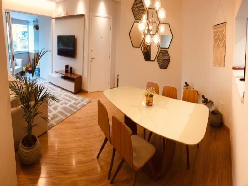 Condomínio Larc Campo Belo, o apartamento possui 115 metros quadrados com 3 dormitórios 3 suítes e 2 vagas de garagem
