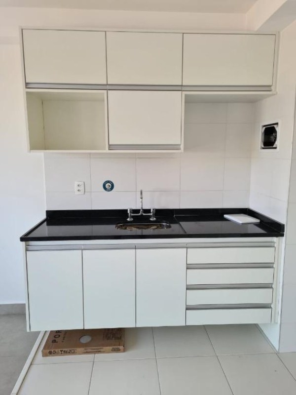 O Studio possui 35 metros quadrados com terraço e 1 vaga de garagem.I