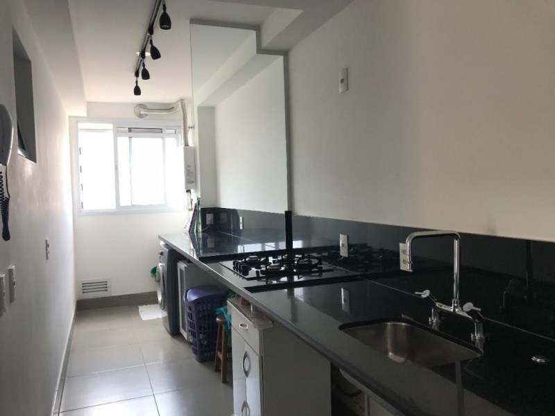 Apartamento com 82 m², Semi mobiliado - cozinha aberta (tipo americana), 3 dorms, sendo 1 suíte, 2 vagas