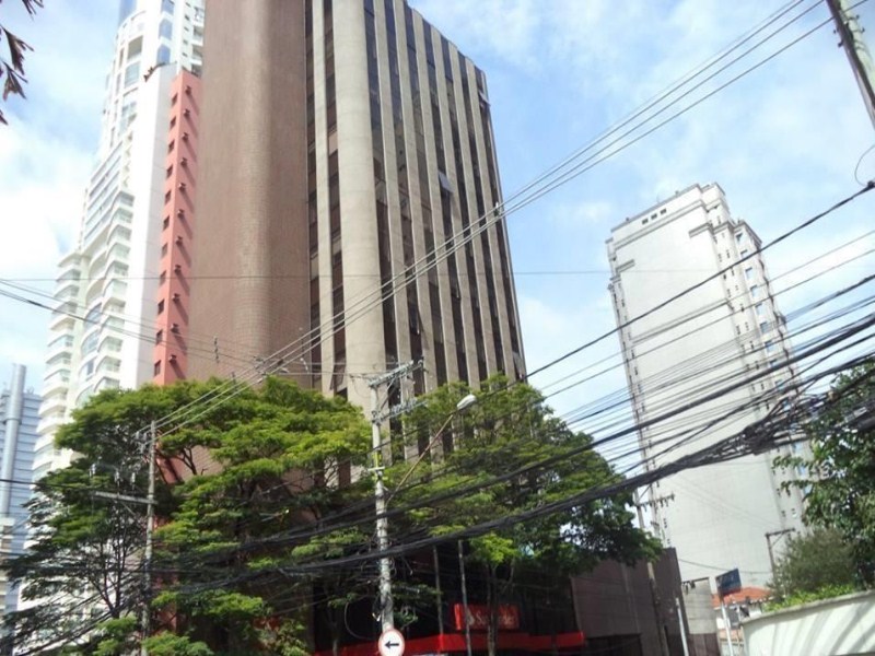 SALA À VENDA OU LOCAÇÃO, 208 METROS E 4 VAGAS - BROOKLIN - SÃO PAULO/SP