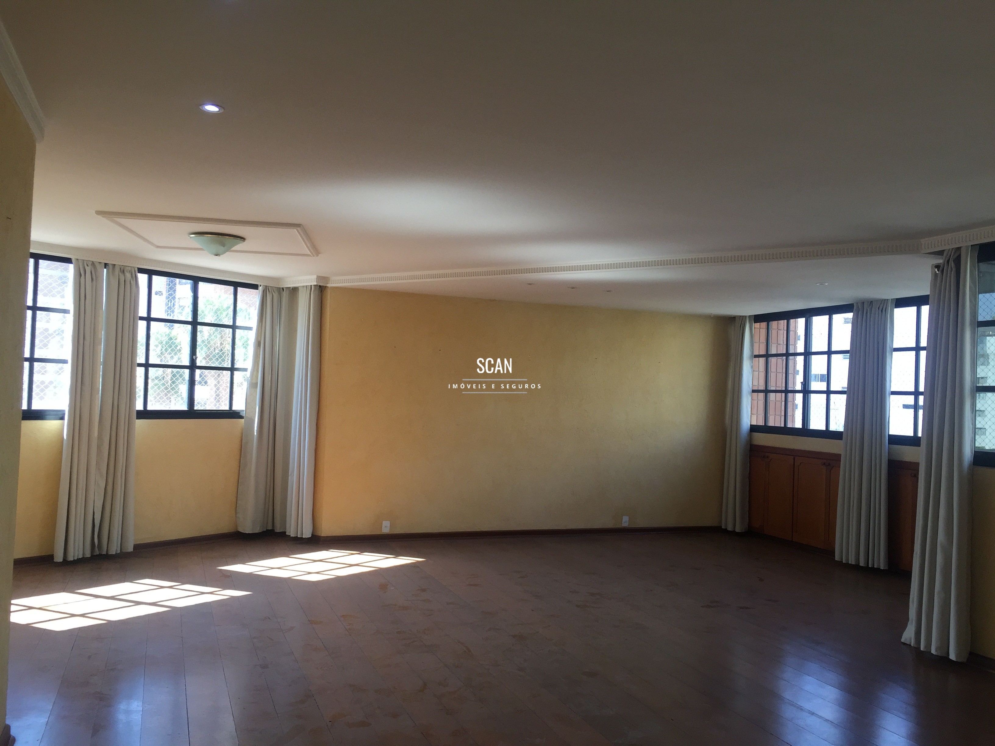 Apartamento de 4 quartos, 284m² no bairro CAMBUÍ, em Campinas | Eu Corretor