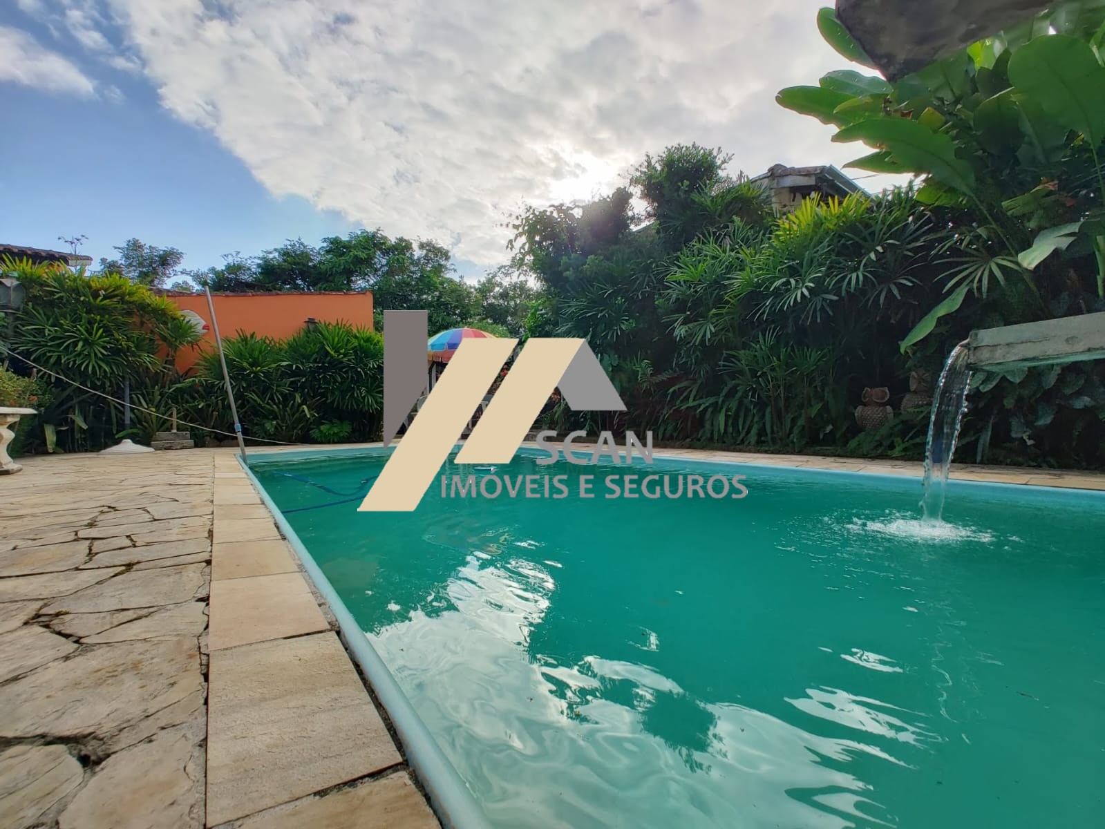 Casa de 5 quartos, 367m² no bairro MASSAGUAÇU, em Caraguatatuba | Eu Corretor