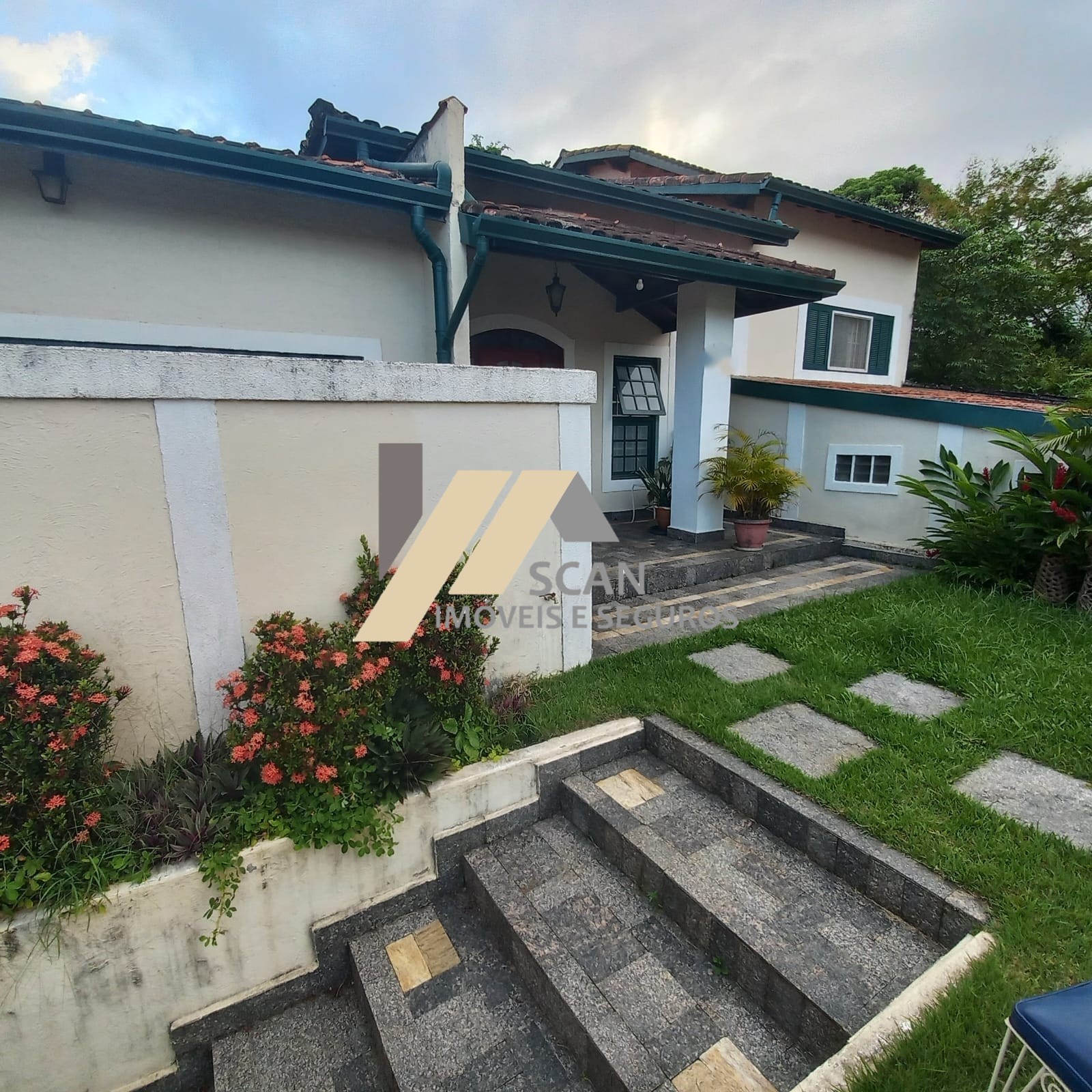 Casa de 5 quartos, 367m² no bairro MASSAGUAÇU, em Caraguatatuba | Eu Corretor