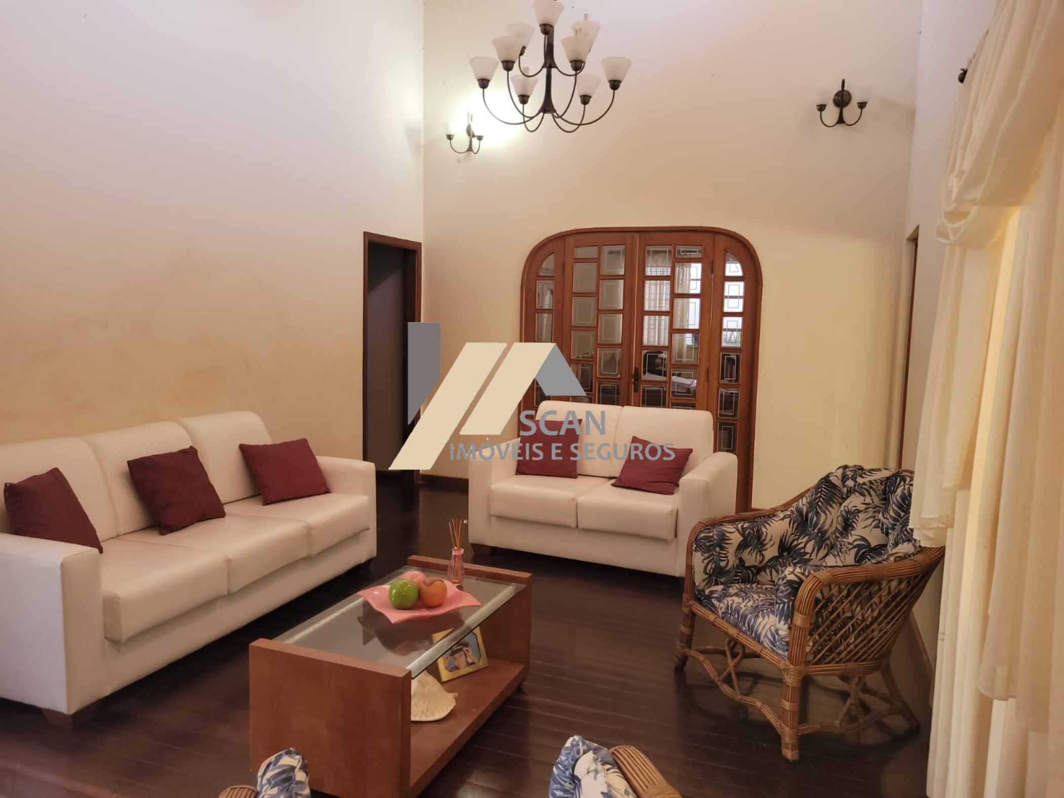 Casa de 4 quartos, 180m² no bairro MANSÕES SANTO ANTÔNIO, em Campinas | Eu Corretor