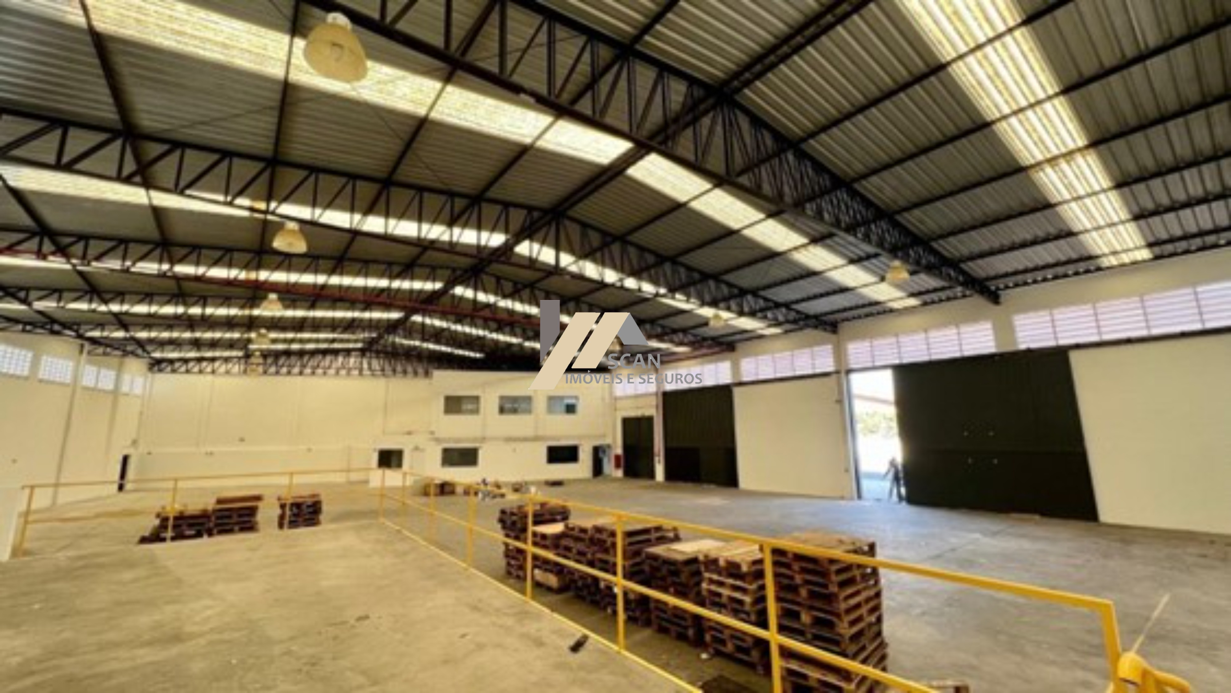Galpão / Depósito / Armazém de 1300m² no bairro JARDIM DO LAGO, em Campinas | Eu Corretor