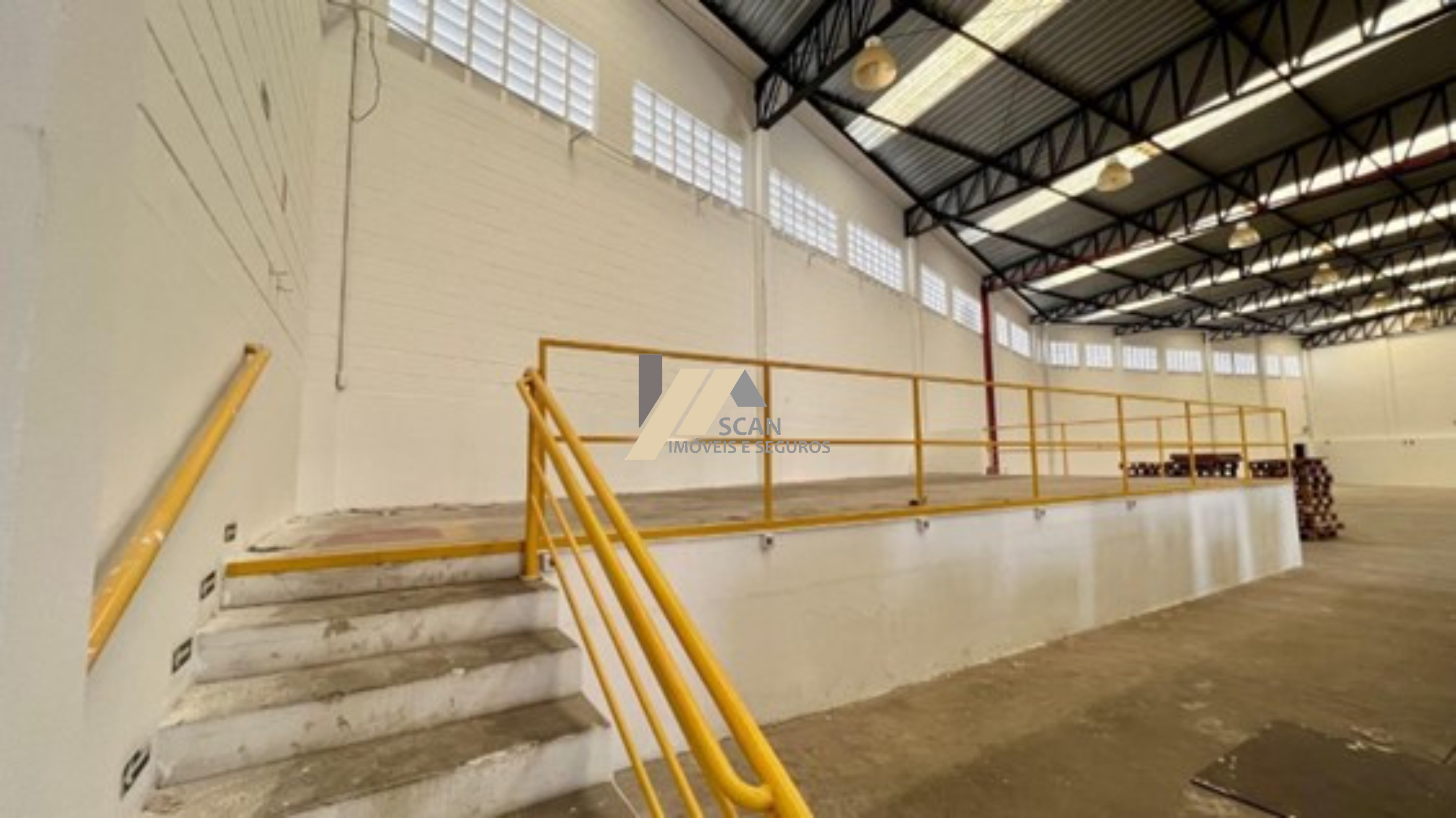 Galpão / Depósito / Armazém de 1300m² no bairro JARDIM DO LAGO, em Campinas | Eu Corretor