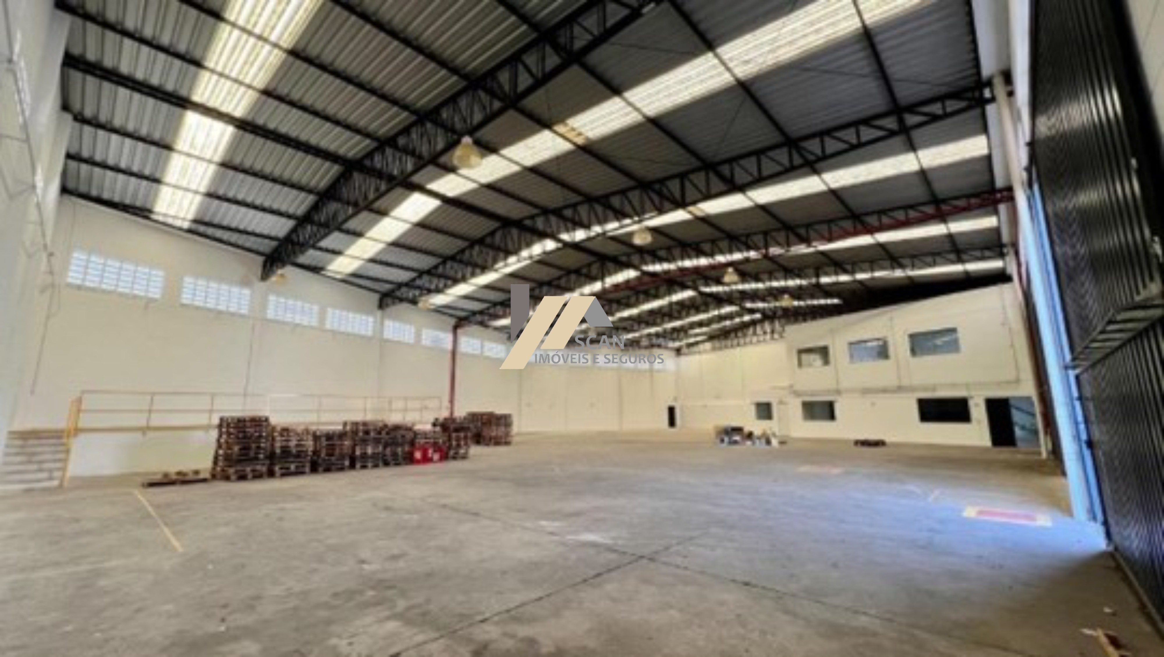 Galpão / Depósito / Armazém de 1300m² no bairro JARDIM DO LAGO, em Campinas | Eu Corretor