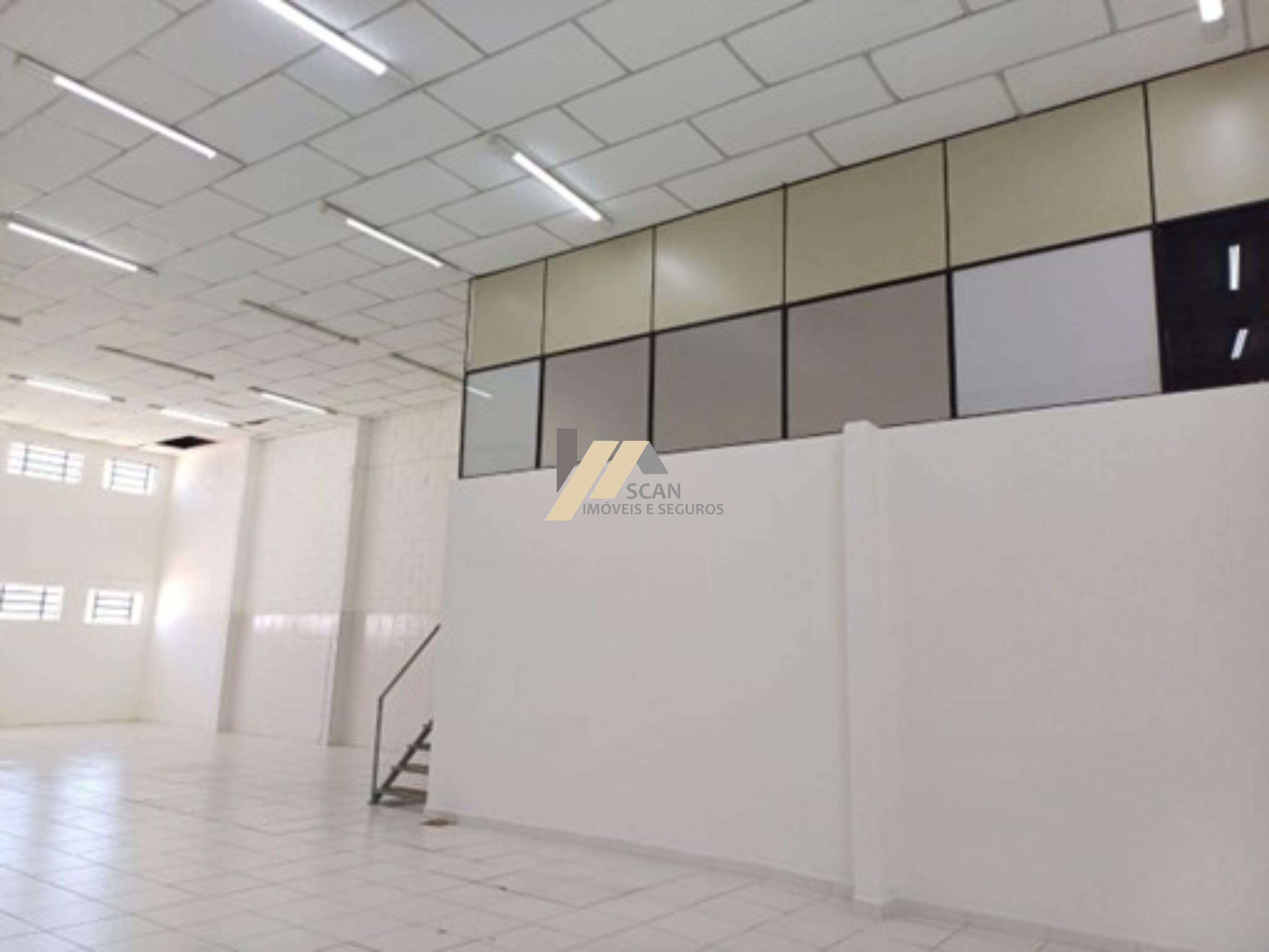 Galpão / Depósito / Armazém de 370m² no bairro JARDIM DO TREVO, em Campinas | Eu Corretor