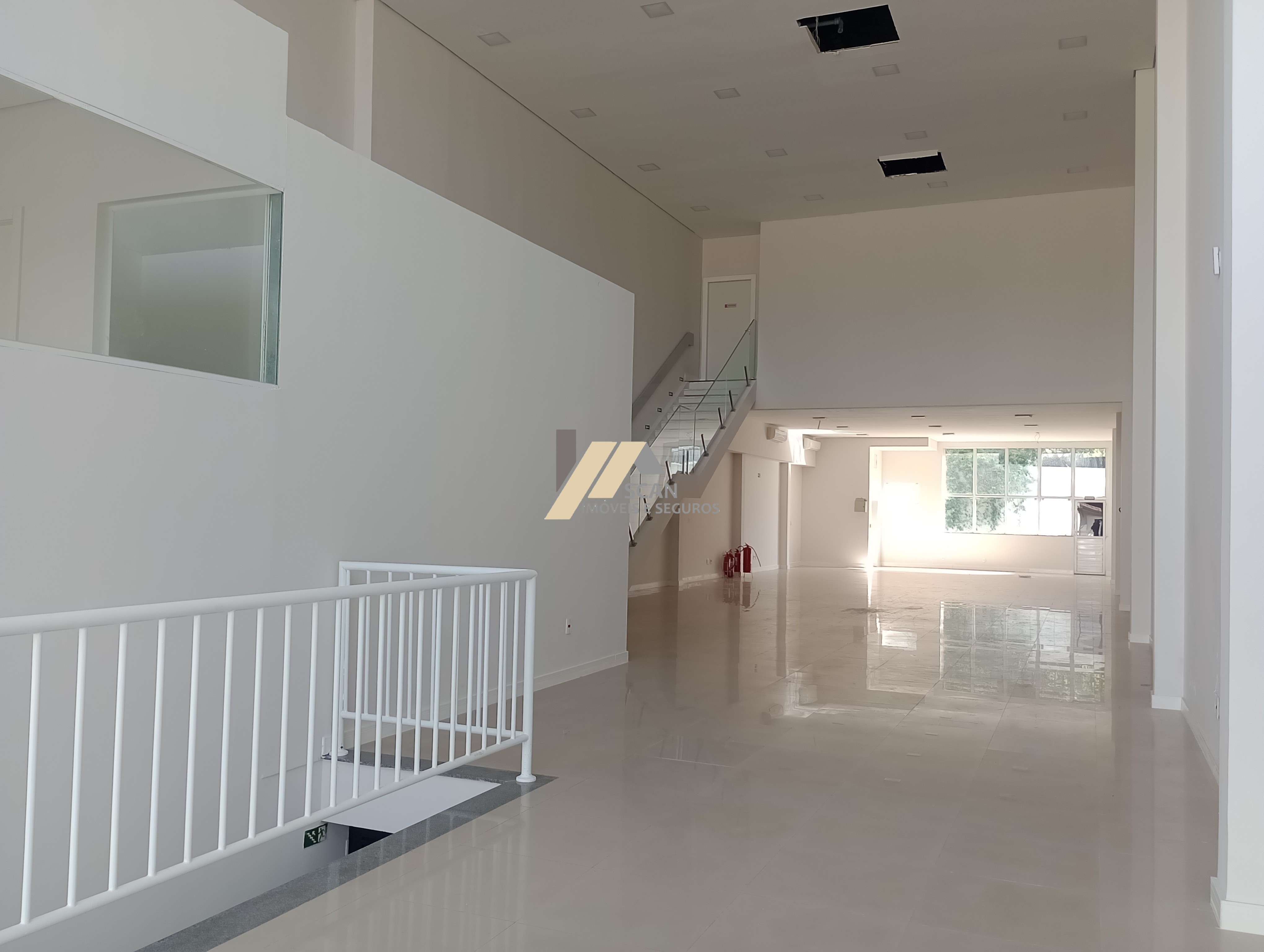 Loja / Salão / Ponto Comercial de 753m² no bairro JARDIM GUANABARA, em Campinas | Eu Corretor