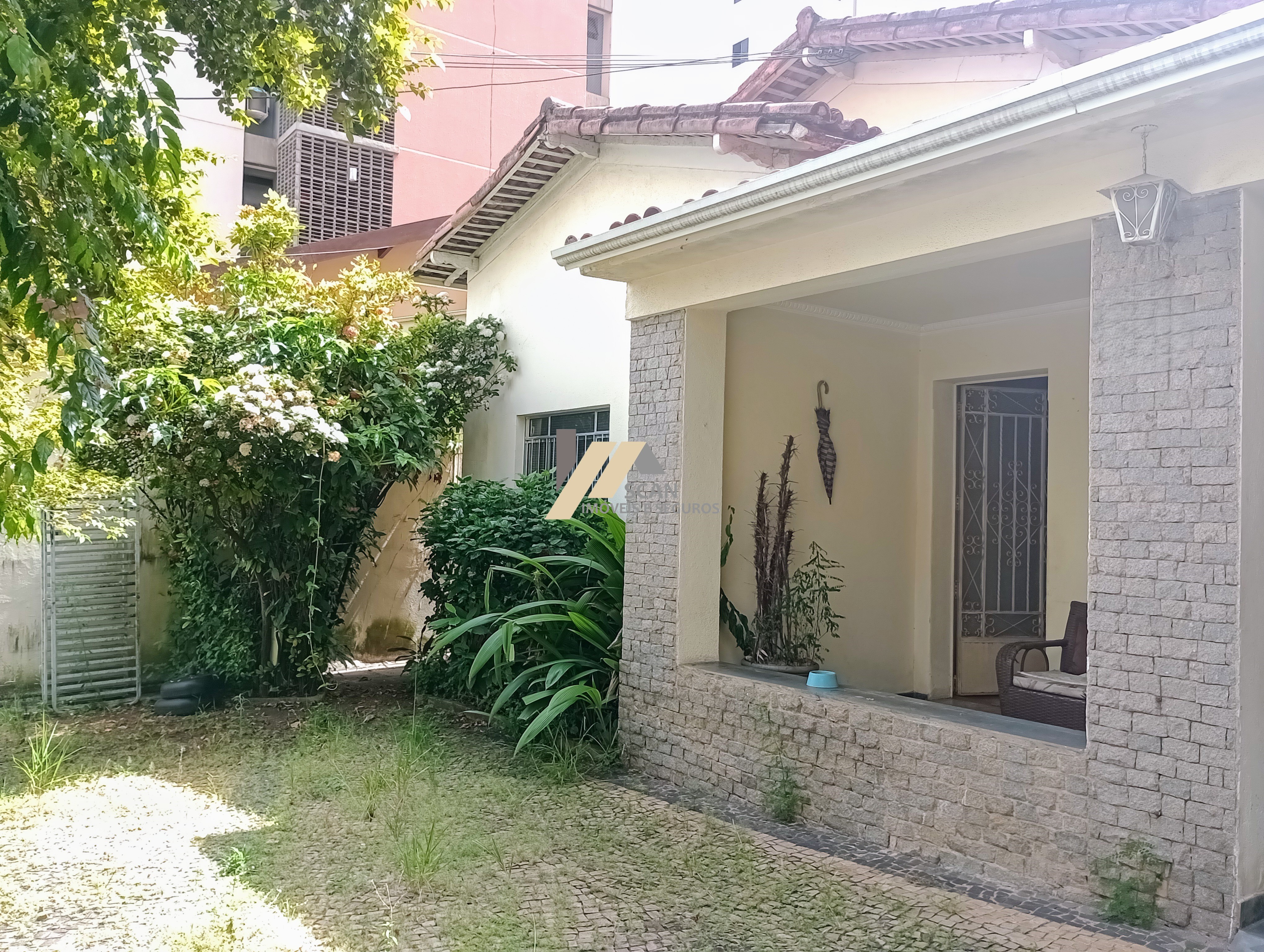 Casa de 3 quartos, 340m² no bairro CAMBUÍ, em Campinas | Eu Corretor