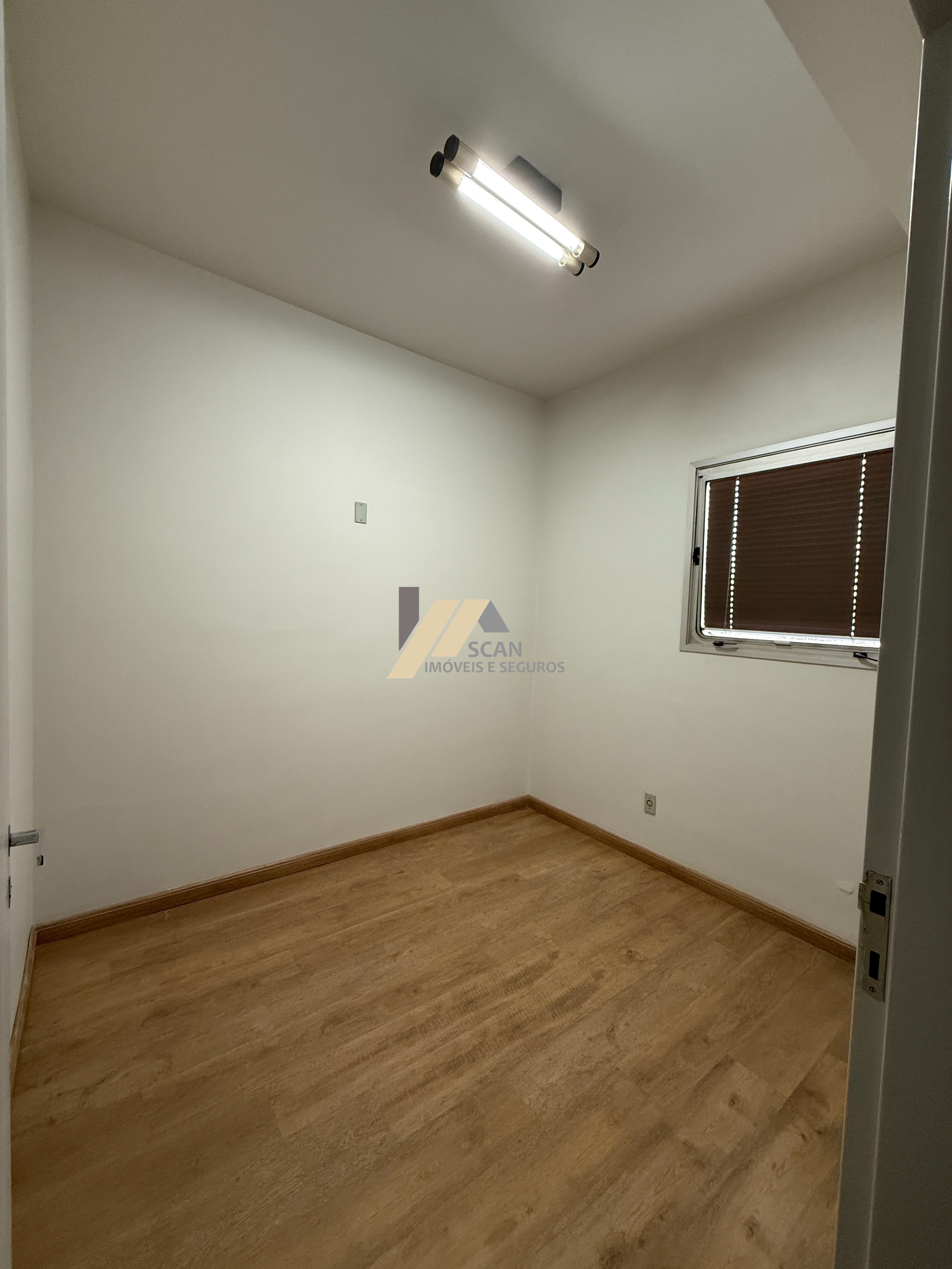 Sala Comercial de 140m² no bairro CAMBUÍ, em Campinas | Eu Corretor