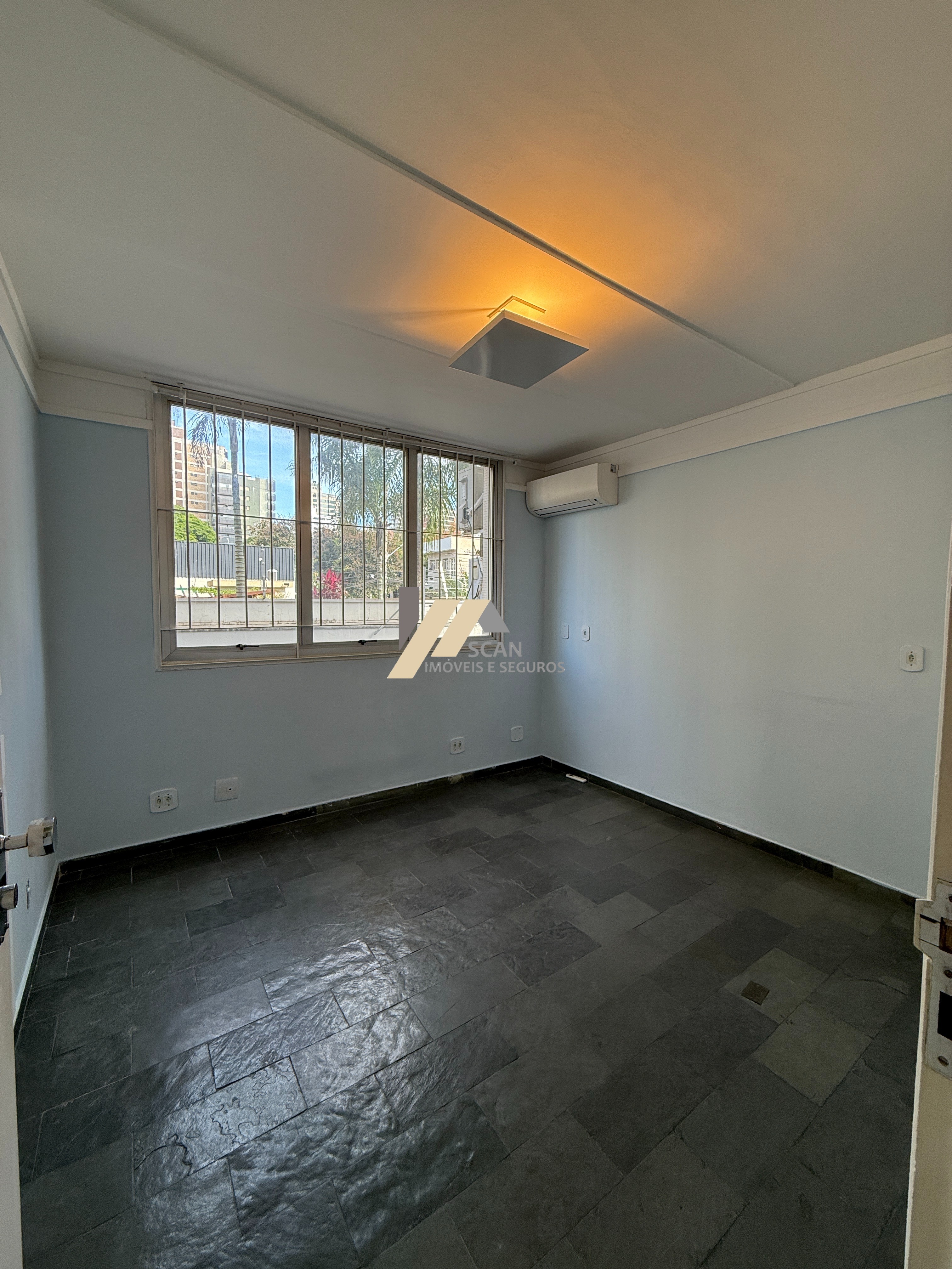 Sala Comercial de 62m² no bairro CAMBUÍ, em Campinas | Eu Corretor