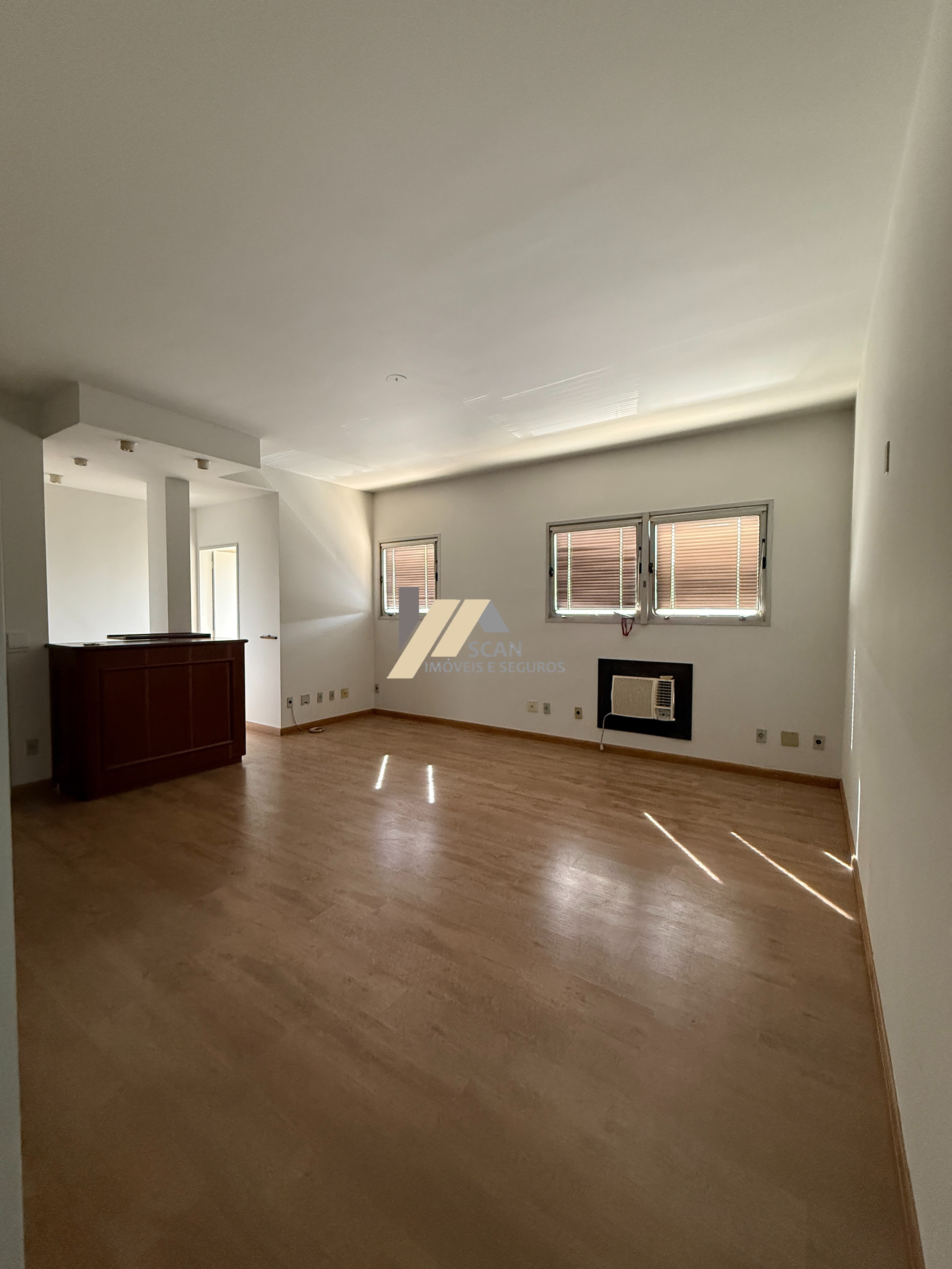 Sala Comercial de 140m² no bairro CAMBUÍ, em Campinas | Eu Corretor
