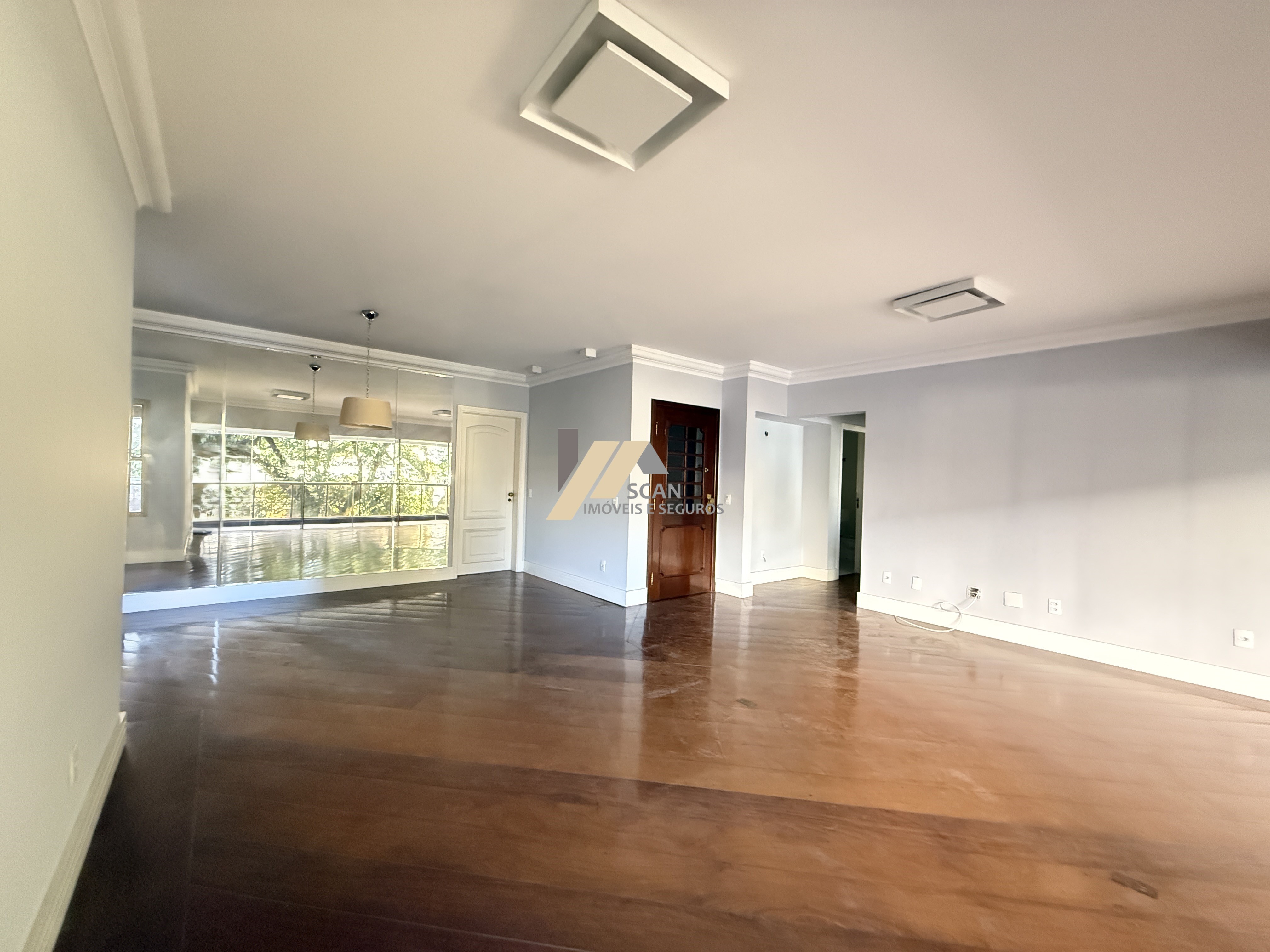 Apartamento de 4 quartos, 217m² no bairro CAMBUÍ, em Campinas | Eu Corretor