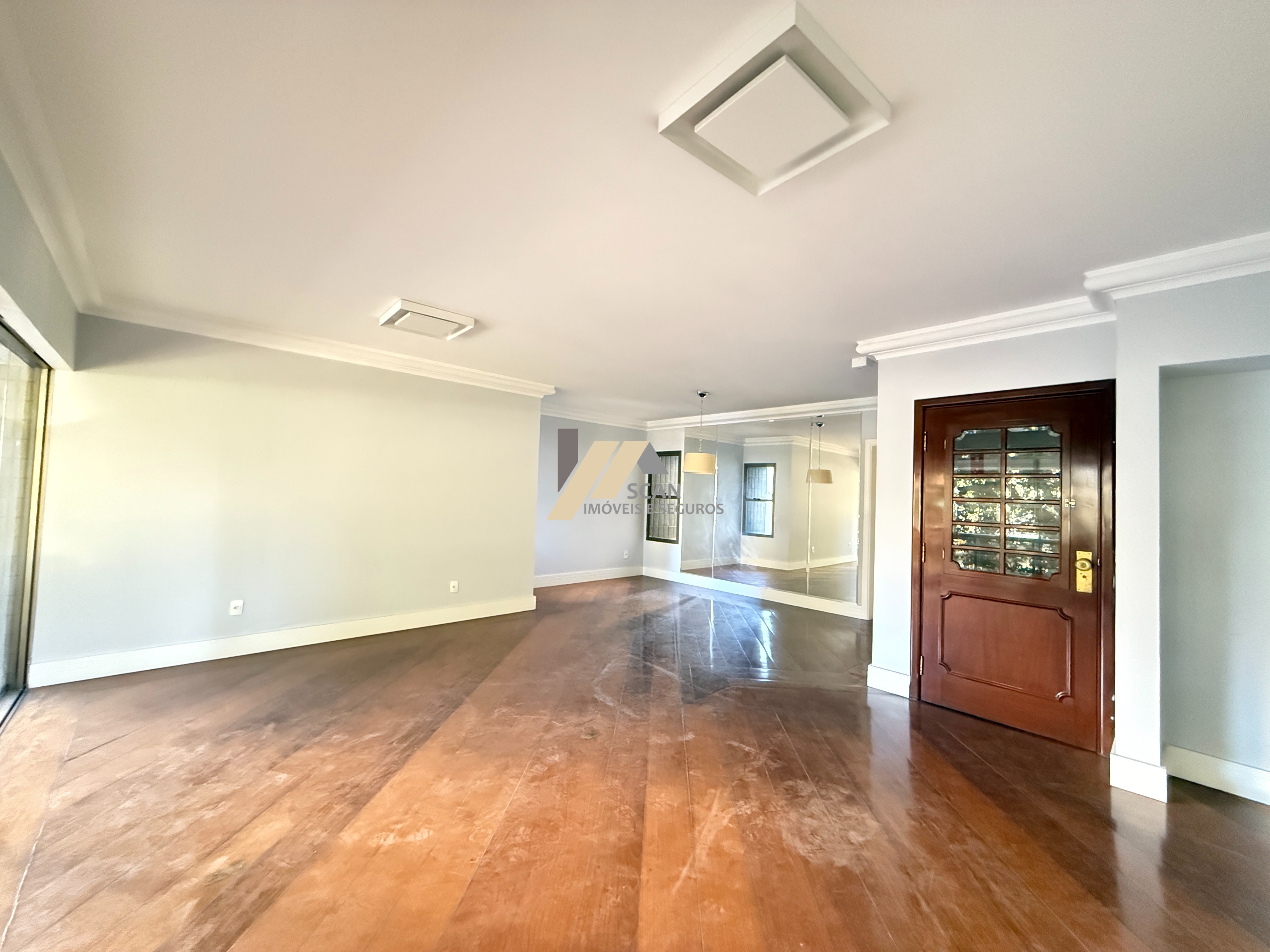 Apartamento de 4 quartos, 217m² no bairro CAMBUÍ, em Campinas | Eu Corretor