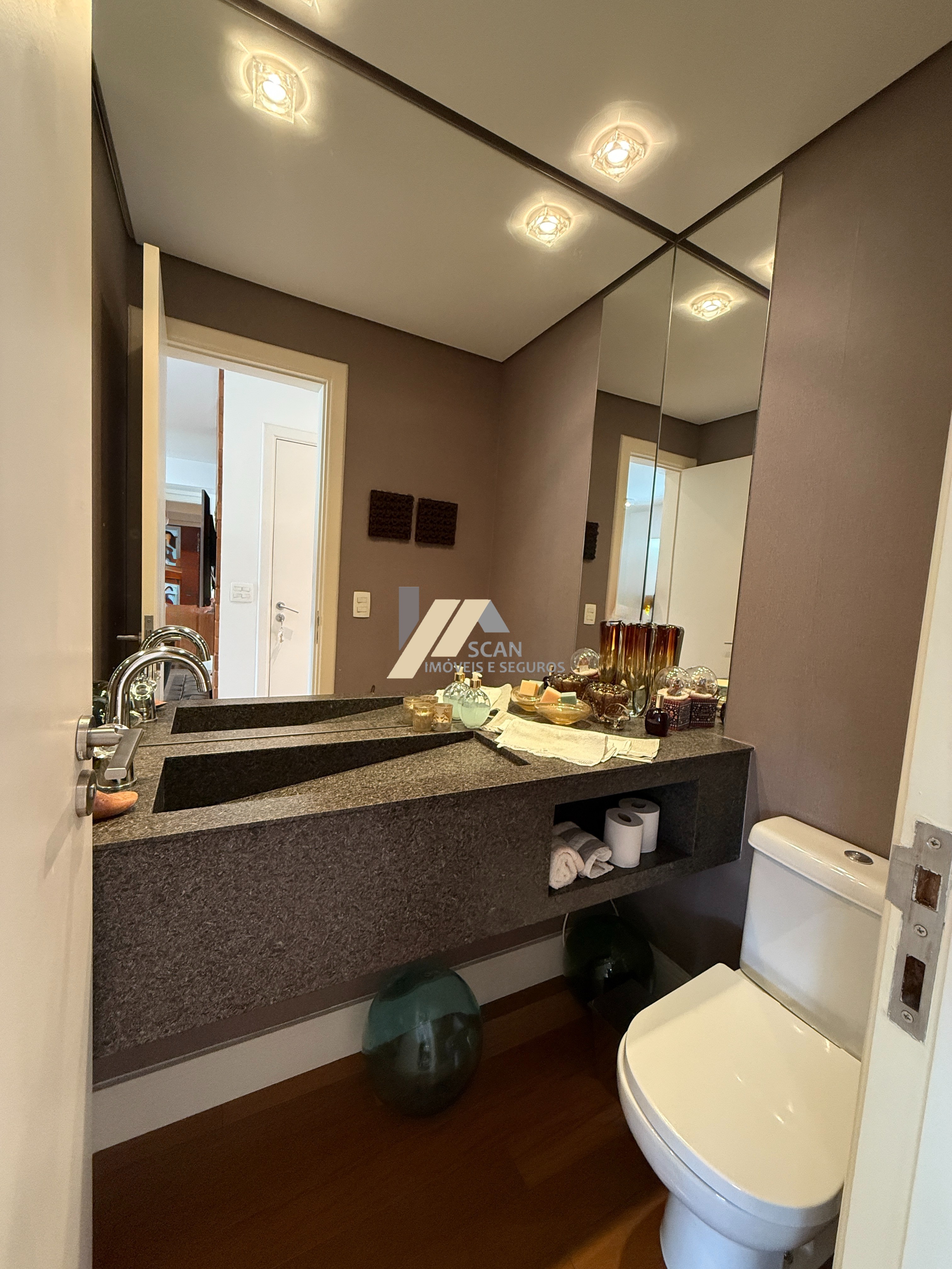 Apartamento de 2 quartos, 136m² no bairro CAMBUÍ, em Campinas | Eu Corretor