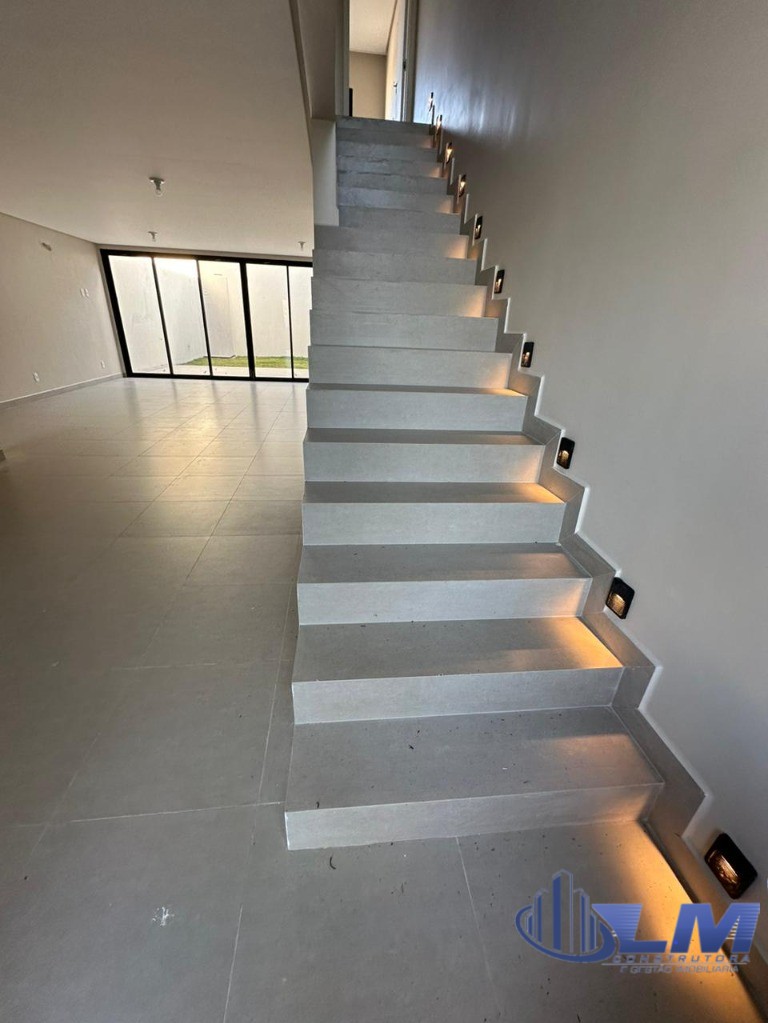 Casa à venda com 3 quartos, 53m² - Foto 14