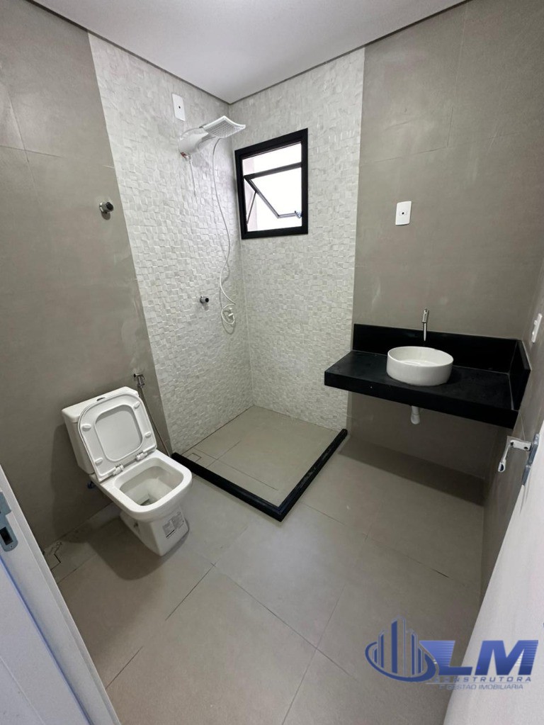 Casa à venda com 3 quartos, 53m² - Foto 13