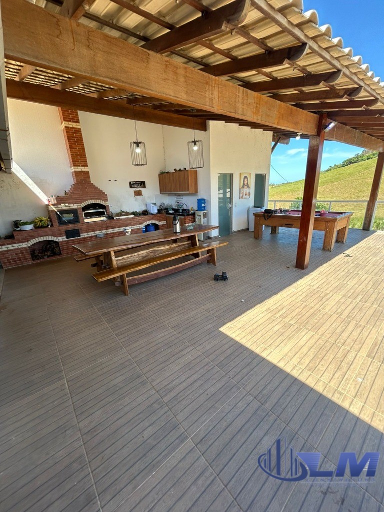 Chácara, 3 quartos, 2200 m² - Foto 2