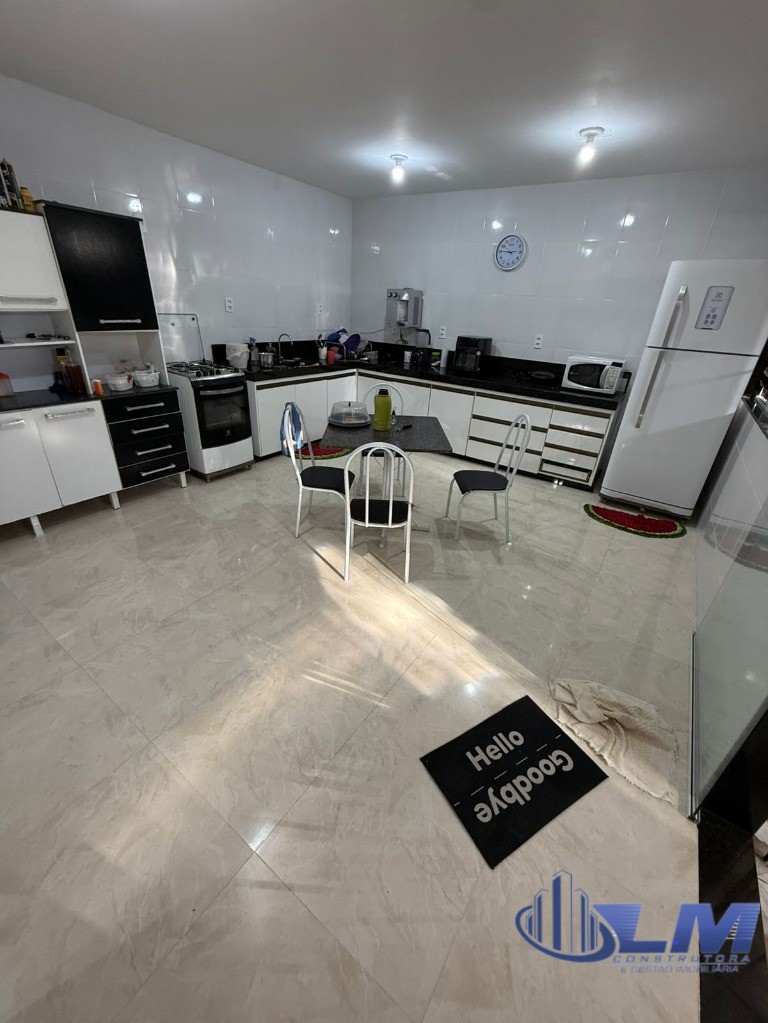 Casa, 6 quartos, 250 m² - Foto 14