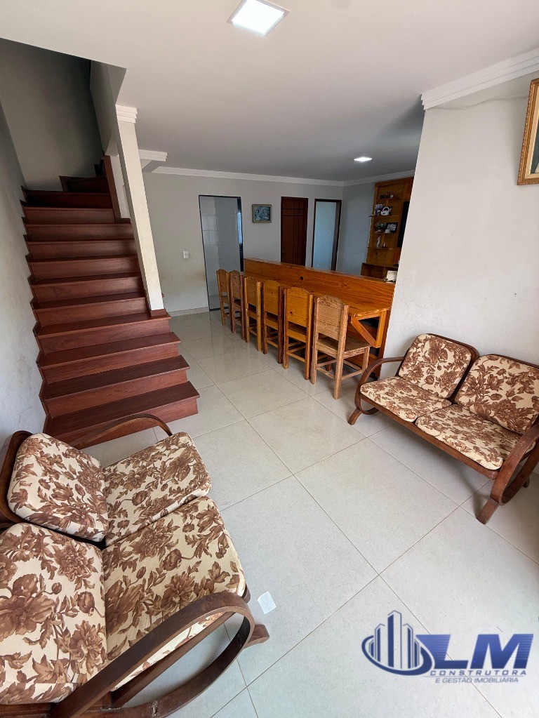 Casa, 3 quartos, 114 m² - Foto 2