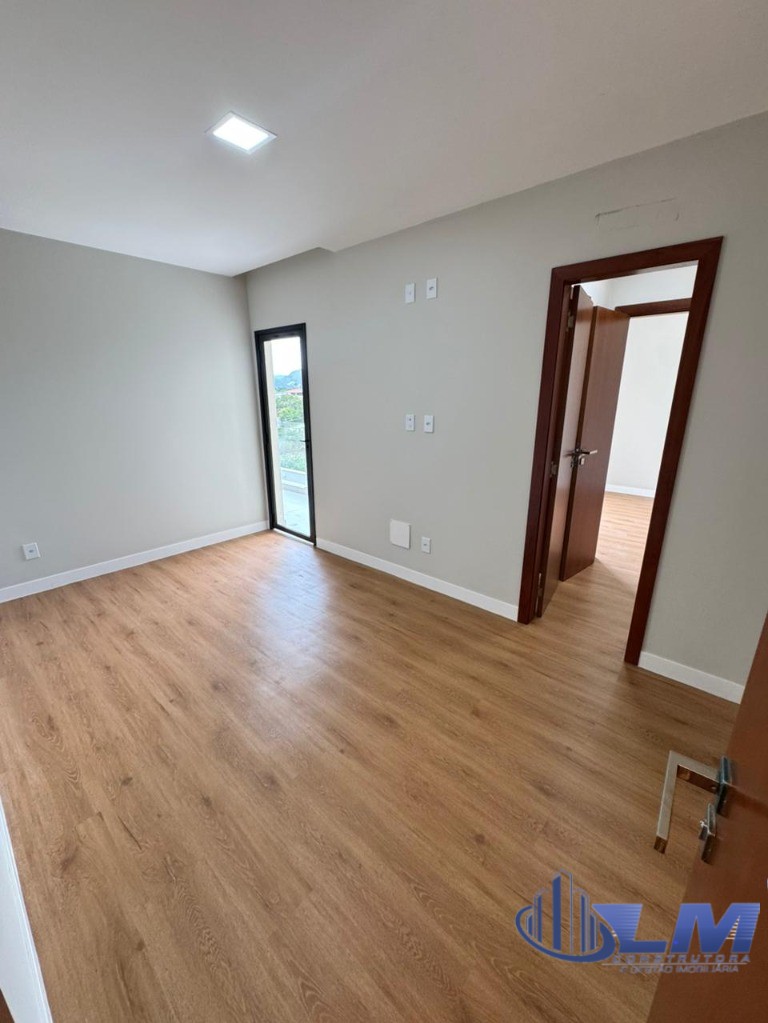 Casa, 4 quartos, 35 m² - Foto 13