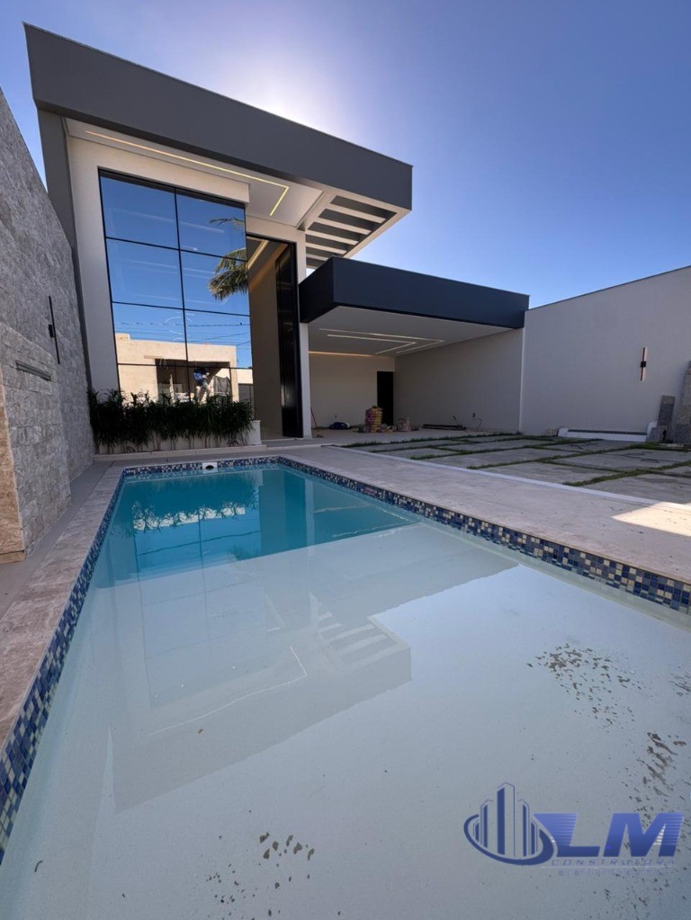 Casa, 3 quartos, 247 m² - Foto 1