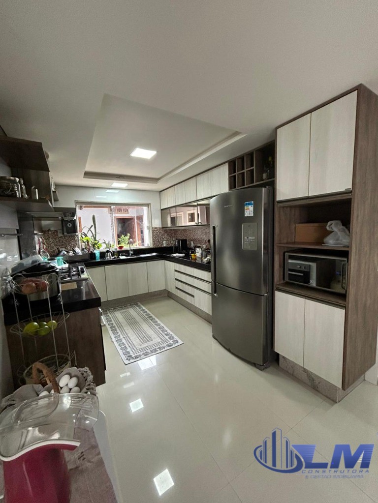 Casa, 3 quartos, 180 m² - Foto 17