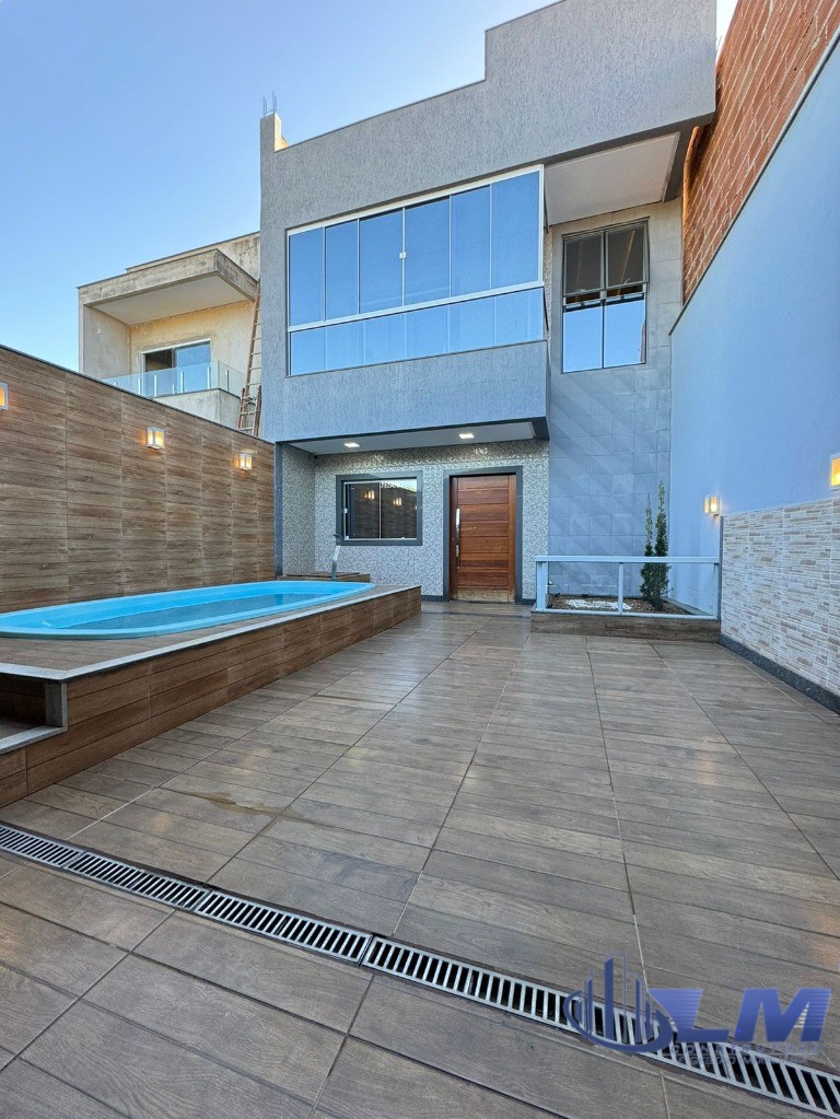 Casa, 3 quartos, 198 m² - Foto 1