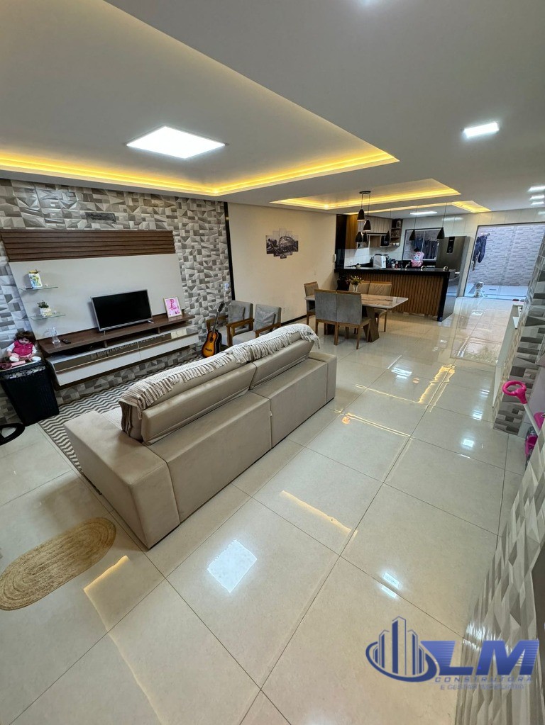 Casa, 3 quartos, 198 m² - Foto 3