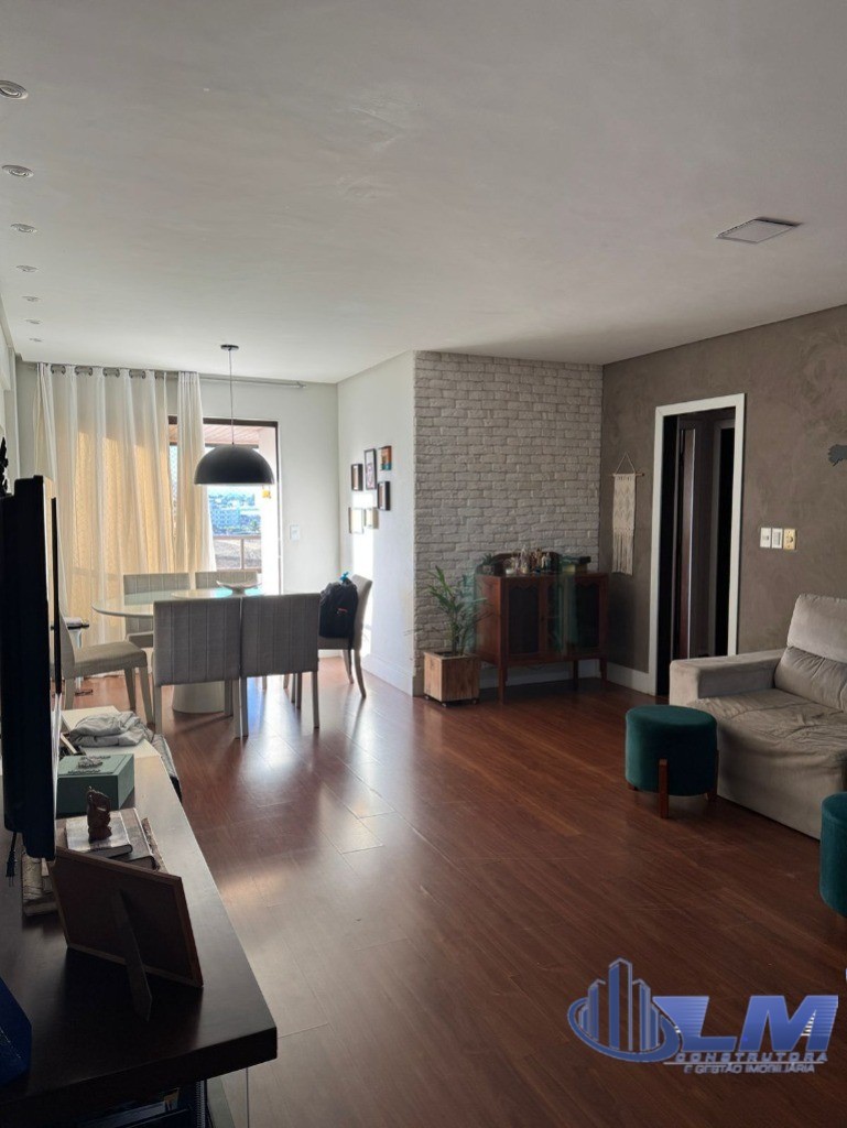 Apartamento, 3 quartos, 130 m² - Foto 2