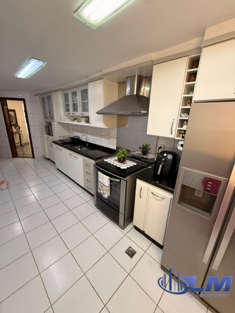 Apartamento, 4 quartos, 208 m² - Foto 12