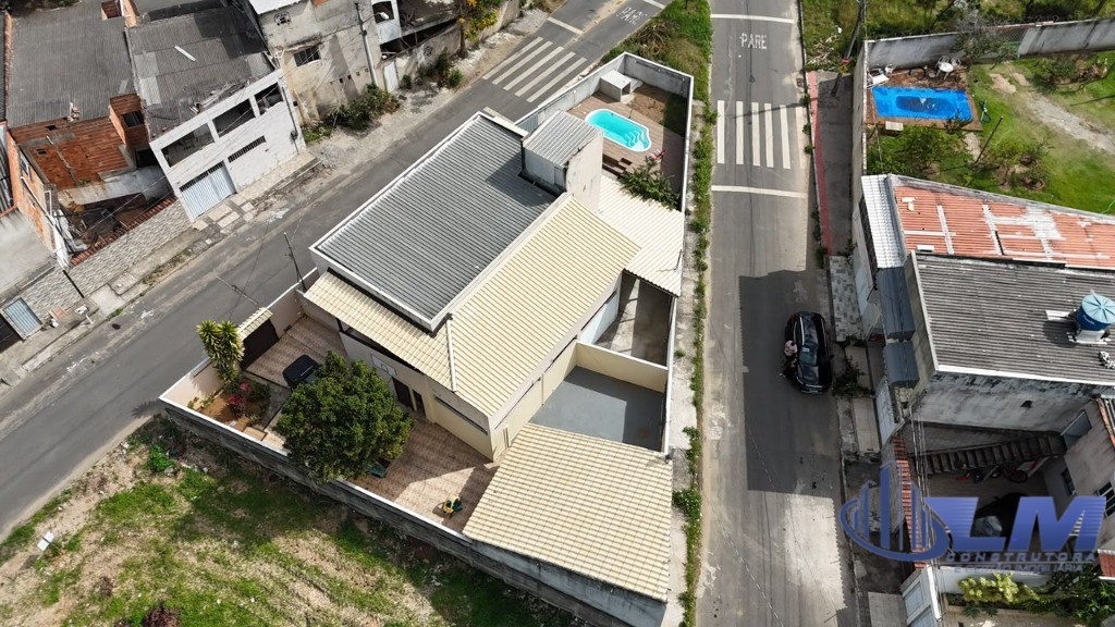 Casa, 6 quartos, 260 m² - Foto 31