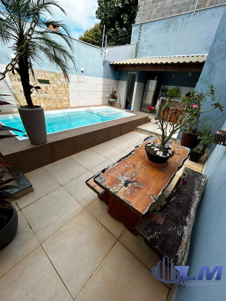 Casa, 3 quartos, 90 m² - Foto 1